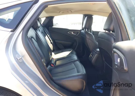 2015 Chrysler 200 C from USA, damaged, VIN 1C3CCCCG4FN565141